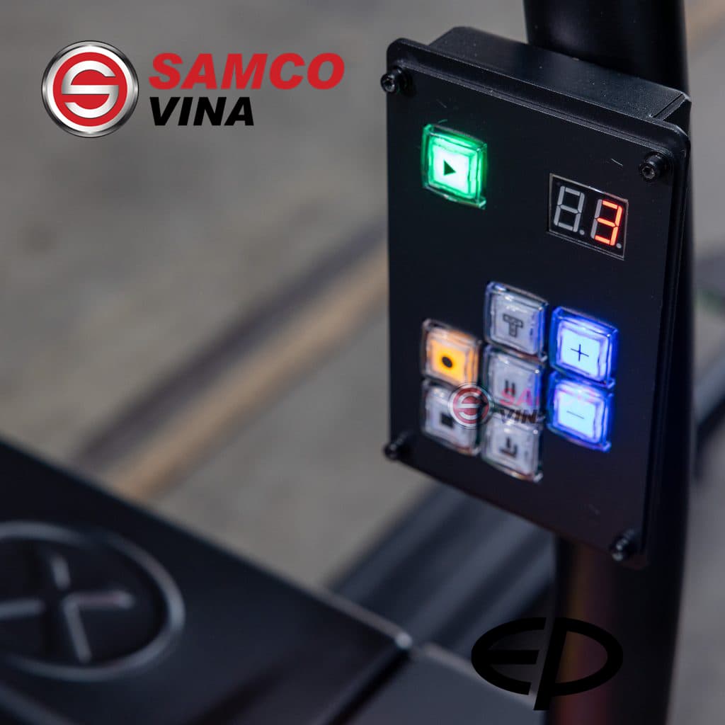 Bảng điều khiển cài đặt lộ trình di chuyển thủ công tích hợp trên tay lái xe nâng tự hành AGV EP EXP15