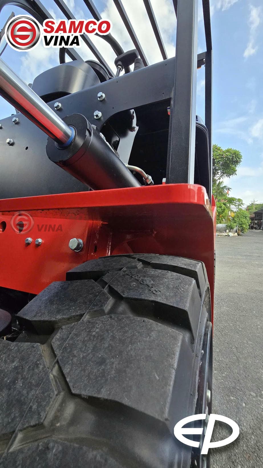 Lốp xe nâng gai sâu chịu tải lớn và góc nghiêng xi lanh xe nâng dầu EP MAX-8 Series