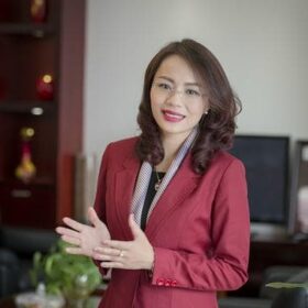 Bà Nguyễn Kiều Hương PGĐ. Công ty TNHH Giao nhận & Vận tải Hải Phòng